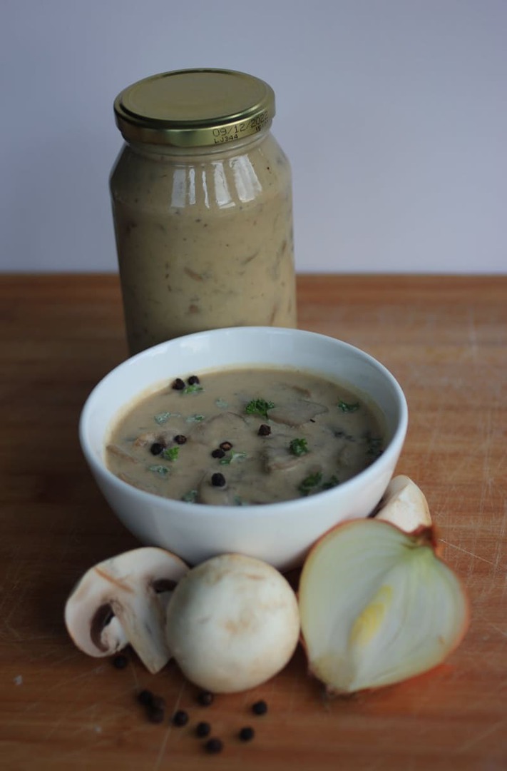 Mushroom and Onion Soup image 0